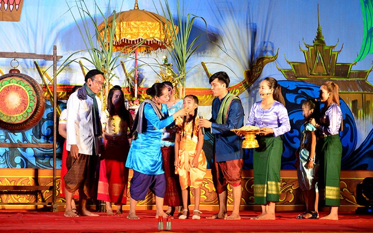 Lễ hội Ok Om Bok và văn hóa của người Khmer - ảnh 1