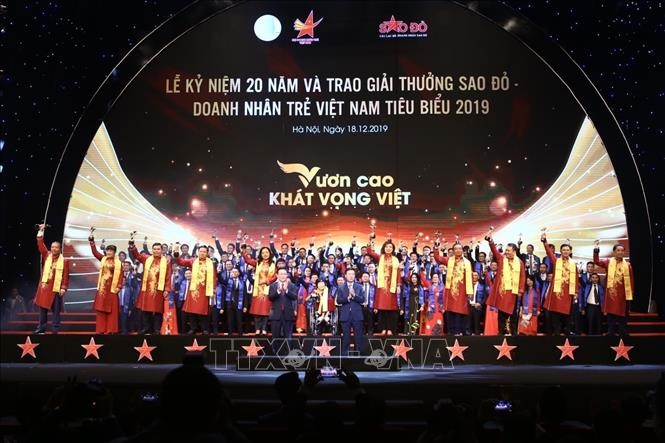 Vinh danh 10 doanh nhân trẻ xuất sắc được trao Giải thưởng Sao Đỏ 2019 - ảnh 1