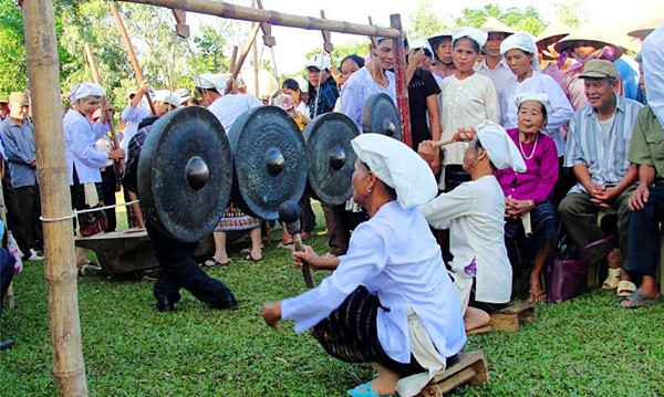 Cồng chiêng trong đời sống tâm linh của người Thổ - ảnh 1