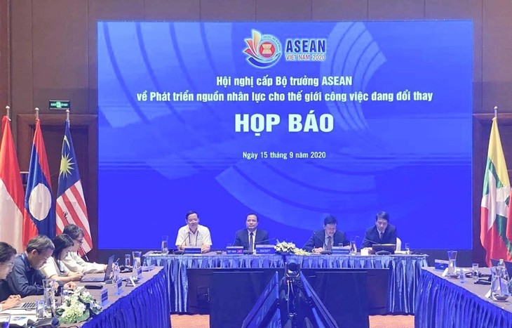 Thúc đẩy hợp tác ASEAN về phát triển nguồn nhân lực - ảnh 1