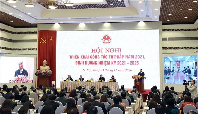 Thủ tướng dự Hội nghị triển khai công tác tư pháp 2021 - ảnh 1