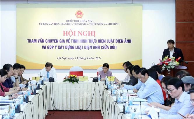 Phát triển ngành công nghiệp điện ảnh phù hợp thực tiễn - ảnh 1