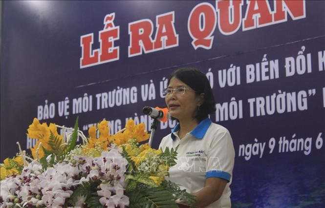 Hà Nội ra quân bảo vệ môi trường và ứng phó với biến đổi khí hậu - ảnh 1