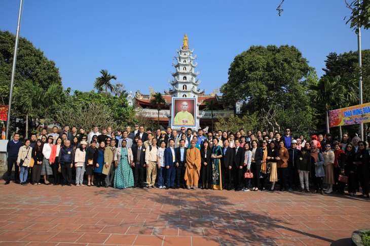 Du xuân hữu nghị 2023: Thêm những trải nghiệm thú vị về vẻ đẹp văn hóa Hà Nội - ảnh 1