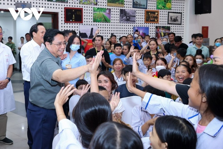 Thủ tướng Phạm Minh Chính dự chương trình “Vui Tết Trung thu” tại Viện huyết học - Truyền máu Trung ương - ảnh 1