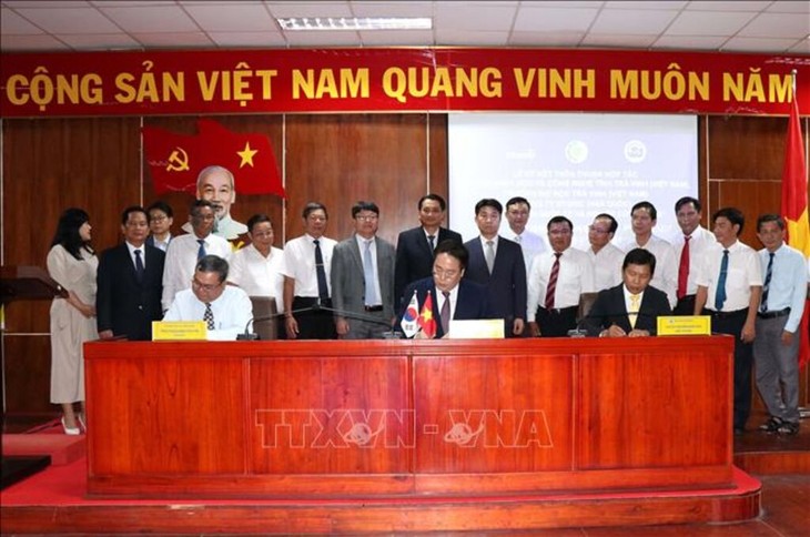 Tỉnh Trà Vinh ký 3 thỏa thuận hợp tác với các đối tác Hàn Quốc - ảnh 1