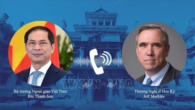 Bộ trưởng Ngoại giao Bùi Thanh Sơn điện đàm với Thượng Nghị sỹ Hoa Kỳ, Jeff Merkley - ảnh 1