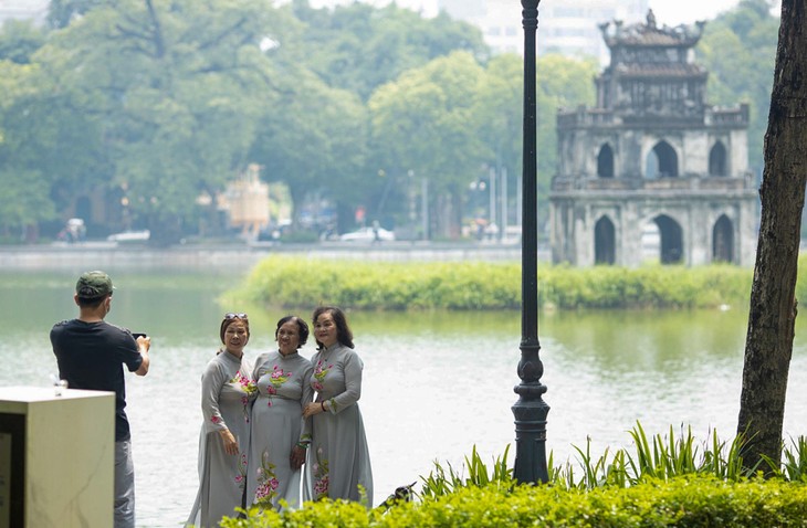  Hà Nội - Điểm đến lý tưởng vào mùa thu, với nhiều lựa chọn trải nghiệm thú vị - ảnh 3