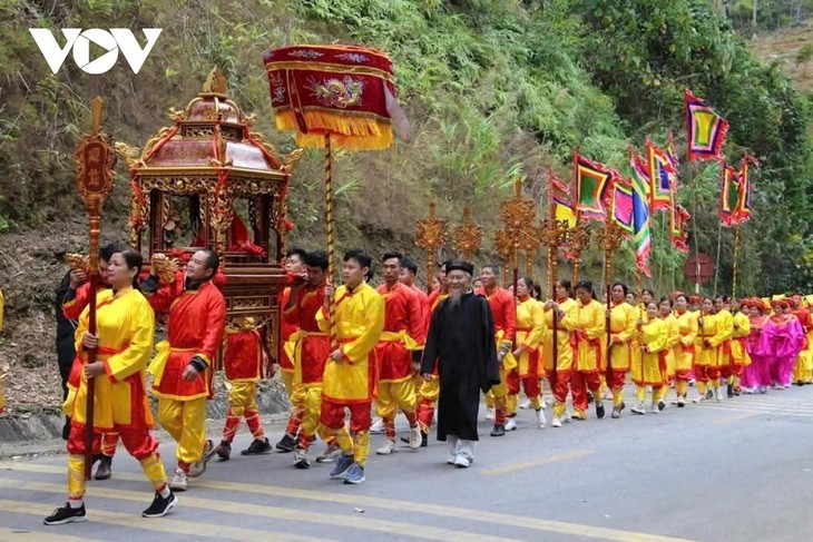 Lễ hội Đền thờ Vua Lê Thái Tổ ở vùng Tây Bắc - ảnh 1