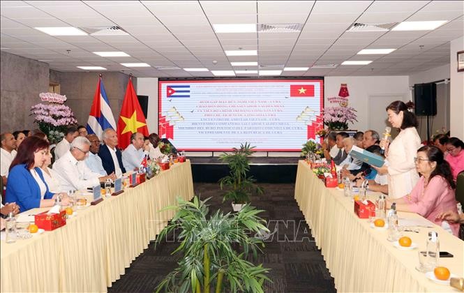 Gặp gỡ hữu nghị Việt Nam - Cuba - ảnh 1