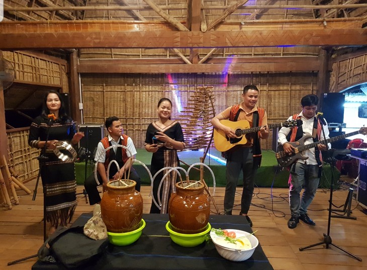 Ksor Plit -  Gương khởi nghiệp tiêu biểu ở xã Biển Hồ, tỉnh Gia Lai - ảnh 2