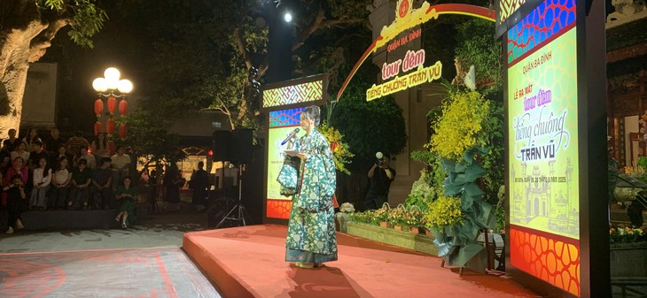 Hà Nội triển khai tour đêm du lịch: Tiếng chuông Trấn Vũ-Chạm vào linh thiêng, sống cùng huyền thoại - ảnh 2