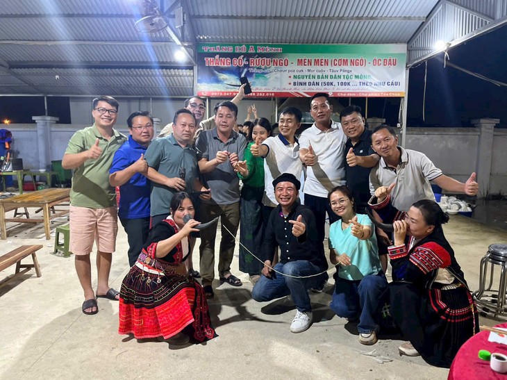 Tủa Chùa - vẻ đẹp hoang sơ và  huyền bí giữa đại ngàn Tây Bắc - ảnh 8