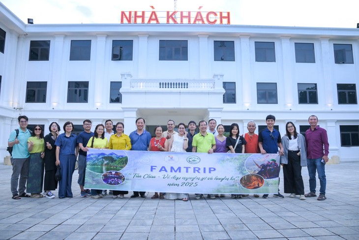 Tủa Chùa - vẻ đẹp hoang sơ và  huyền bí giữa đại ngàn Tây Bắc - ảnh 9