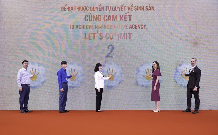 Việt Nam hưởng ứng ngày Dân số Thế giới 11/07/2025 - ảnh 3