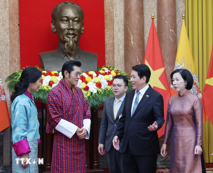 Quốc vương Bhutan và Hoàng hậu kết thúc chuyến thăm cấp Nhà nước tới Việt Nam - ảnh 1