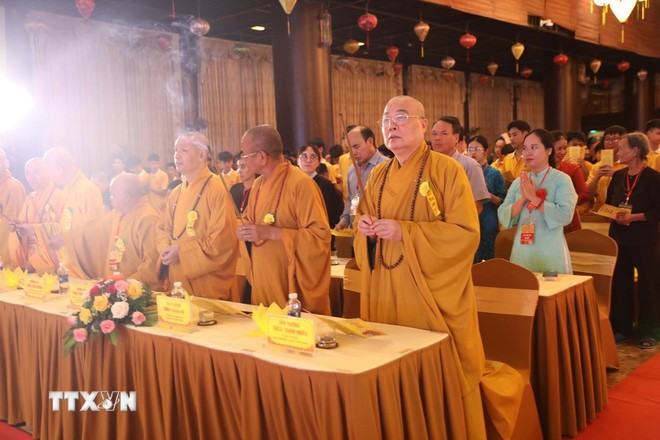 Hàng ngàn tăng ni phật tử tham dự Lễ Vu lan báo hiếu tại Chùa Tam Chúc - ảnh 1