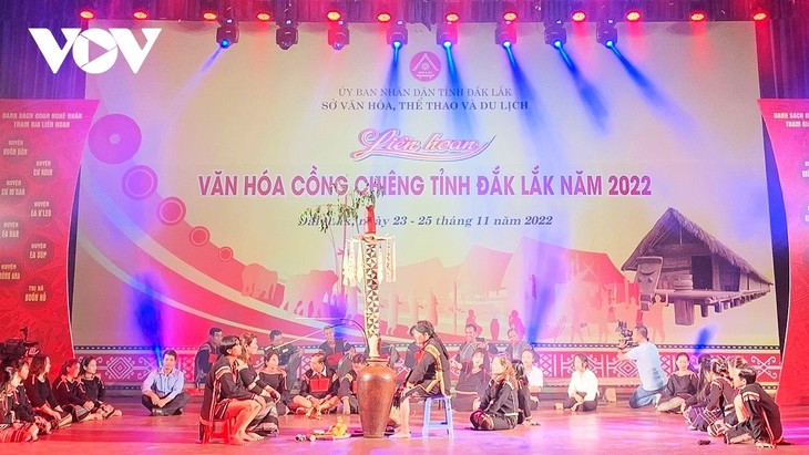 Nét đẹp nhân văn trong Lễ kết nghĩa mẹ-con của người Êđê - ảnh 1