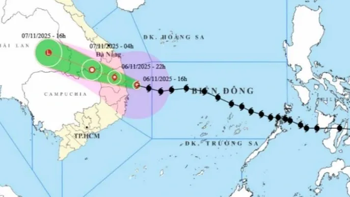 Bão số 13 giật cấp 16, đổ bộ vào khu vực từ Quảng Ngãi đến Gia Lai - ảnh 1