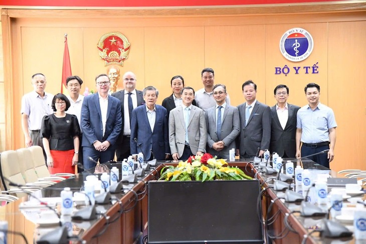 HIMA 2025: Minh bạch pháp lý để phát triển ngành y tế Việt Nam - ảnh 2