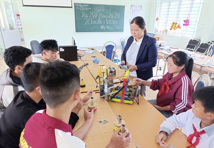 Cô giáo vùng cao và hành trình gieo mầm STEM nơi biên cương tổ quốc - ảnh 2