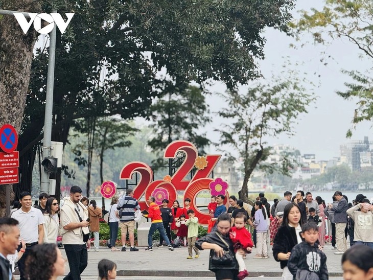 Du lịch Hà Nội bứt tốc đầu năm 2026: Doanh thu hơn 2.000 tỷ đồng trong dịp Tết Dương lịch - ảnh 1