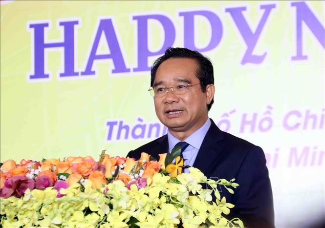 Lãnh đạo Thành phố Hồ Chí Minh gặp gỡ cơ quan đại diện nước ngoài - ảnh 1