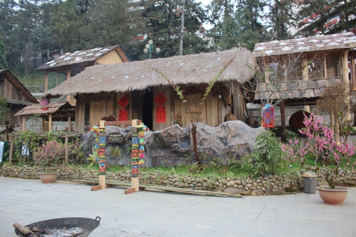 “Không gian văn hóa Sapa - Tinh hoa hội tụ” giữa lòng phố núi. - ảnh 1