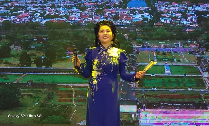 Khi dân ca Việt được cất lên từ những người con xa xứ - ảnh 7