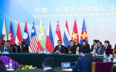 ASEAN-ចិនដំណើរការចរចារស្តីពី COC - ảnh 1