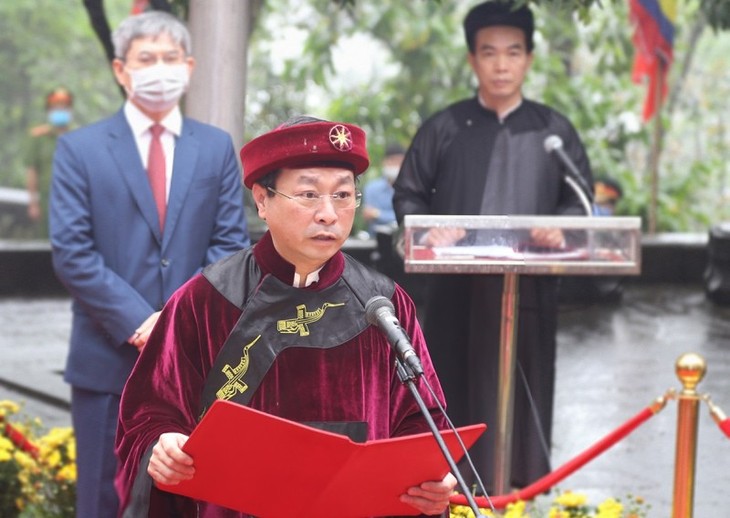 雄王祭祖日 谈抗击疫情中的民族精神 - ảnh 1