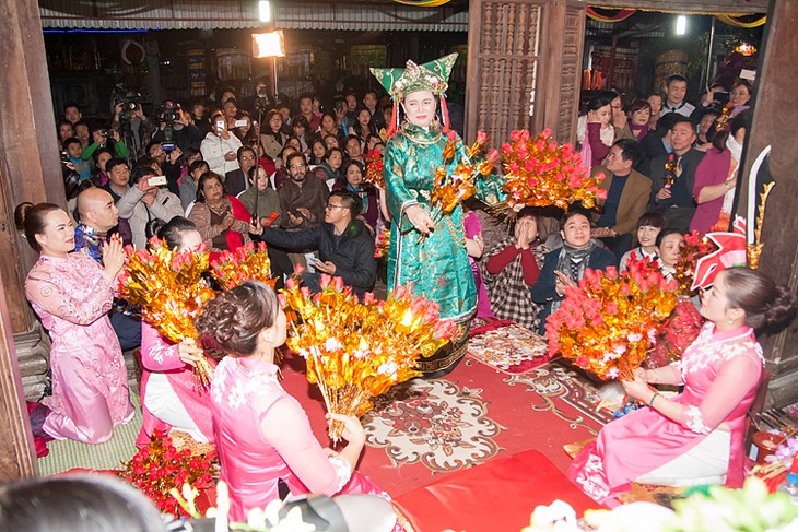 三府圣母祭祀信仰：遍布全国的非物质文化遗产 - ảnh 1