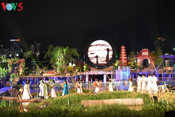 វប្បធម៌ Hue ដ៏វិសេសវិសាលនៅ Festival Hue ២០១៨ - ảnh 1