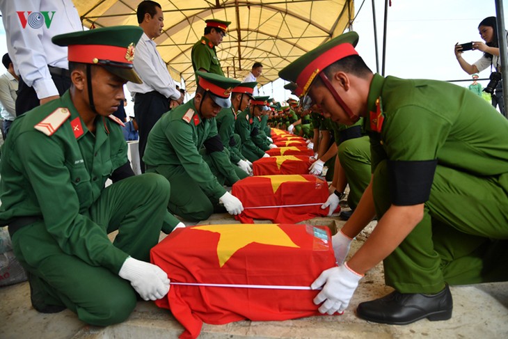 សកម្មភាពរំលឹកខួបអនុស្សាវរីយ៍លើកទី ៧២ នៃទិវាយុទ្ធជនពិការ - យុទ្ធជនពលី (ថ្ងៃទី ២៧ ខែកក្កដាឆ្នាំ ១៩៤៧ - ថ្ងៃទី ២៧ ខែកក្កដាឆ្នាំ ២០១៩) - ảnh 1