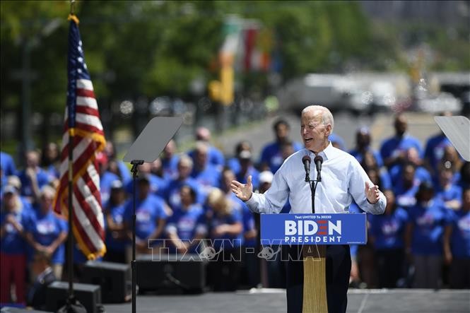 អតីត​អនុប្រធានាធិបតី លោក Biden បាននាំមុខគេក្នុងចំណោមបេក្ខជនប្រធានាធិបតី នៃគណបក្សប្រជាធិបតេយ្យ - ảnh 1