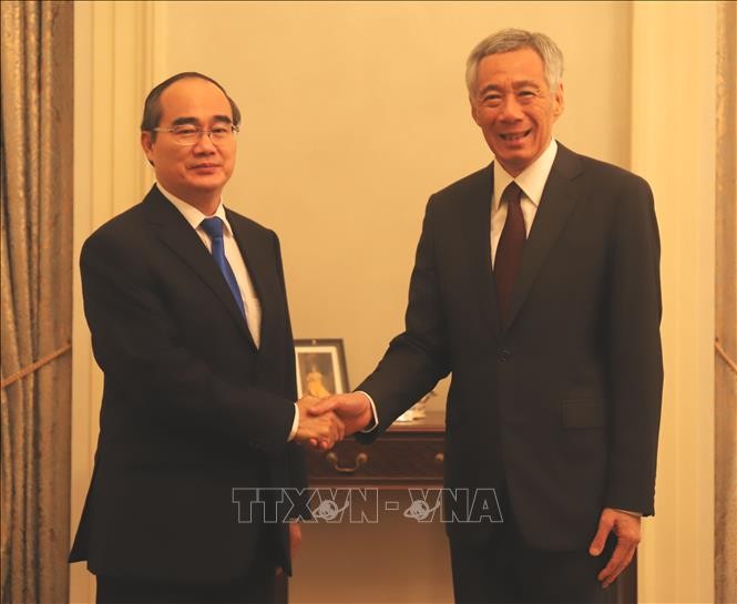 នាយករដ្ឋមន្រ្តី លោក Lee Hsien Loong ៖  សិង្ហបុរីមាន​បំណង​ចង់ជំរុញ​កិច្ចសហប្រតិ​បត្តិការគ្រប់ជ្រុងជ្រោយជាមួយទីក្រុងហូជីមិញ - ảnh 1