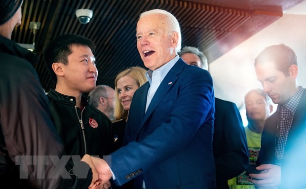 បេក្ខជន Joe Biden ដណ្តើមបានជ័យជំនះជាបណ្តោះអាសន្ននៅក្នុងរដ្ឋសំខាន់ៗ​ចំនួន ៧ ក្នុងការបោះឆ្នោតអាមេរិកឆ្នាំ ២០២០ - ảnh 1