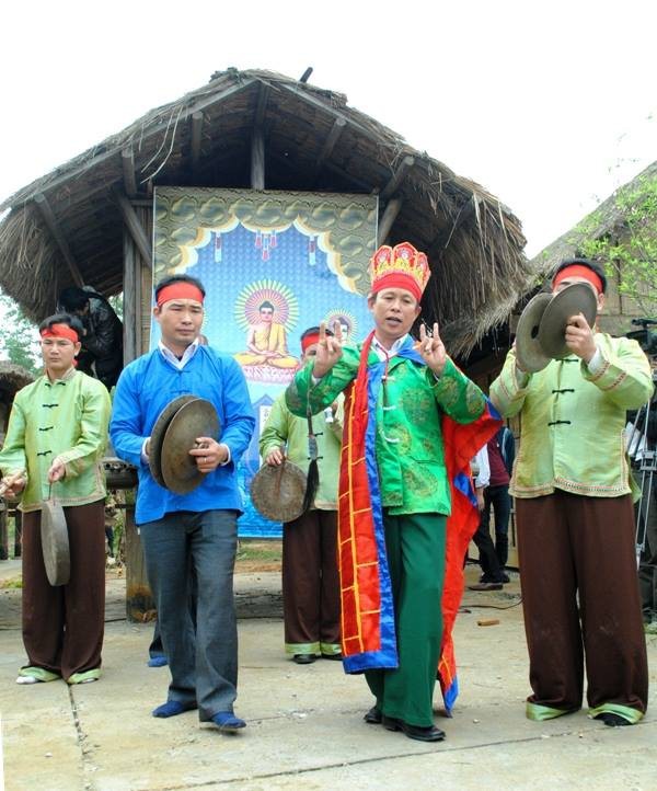 ទំនៀមទម្លាប់រៀបអាពាហ៍ពិពាហ៍របស់ជនជាតិ Ngai - ảnh 1