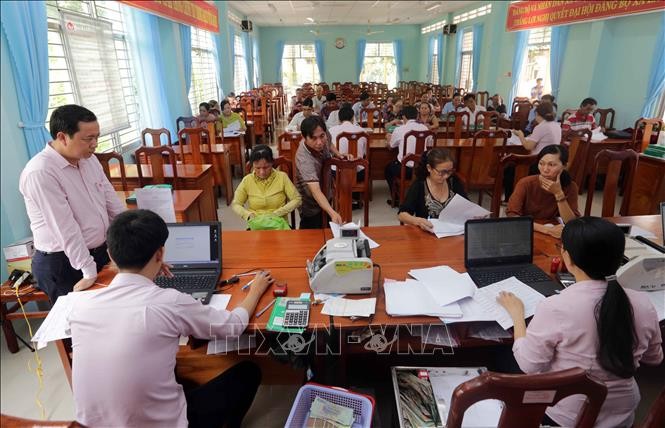 ប្រជាជនក្រីក្រប្រមាណ១,២លានគ្រួសារទទួលបានប្រាក់កម្ចីតាមគោលនយោបាយ - ảnh 1