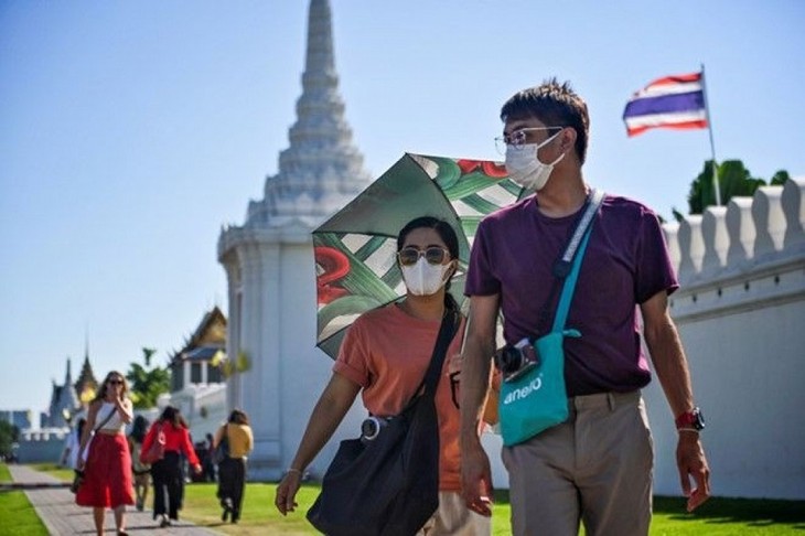 ថៃបើកទទួលភ្ញៀវទេសចរណ៍អន្តរជាតិចាប់ពីខែវិច្ឆិកា - ảnh 1