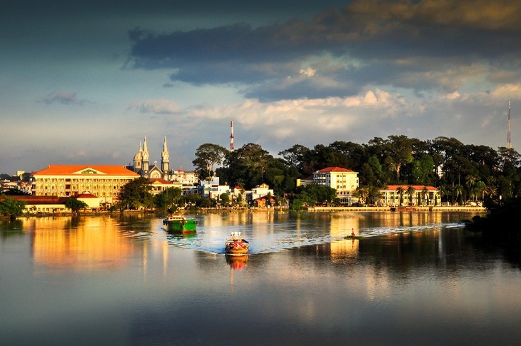 ខេត្ត Binh Duong ជំរុញខ្លាំងសកម្មភាពផ្សព្វផ្សាយទេសចរណ៍ - ảnh 2