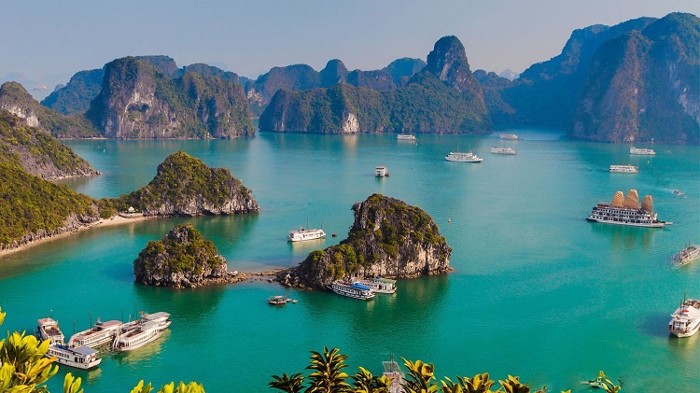 ឈូងសមុទ្រ Ha Long និងផ្លូវរូងក្រោមដី Cu Chi ចូលក្នុងបញ្ជី​គោល​ដៅ​ទេសចរណ៍​ដ៏​ទាក់ទាញរបស់​ពិភពលោក - ảnh 1