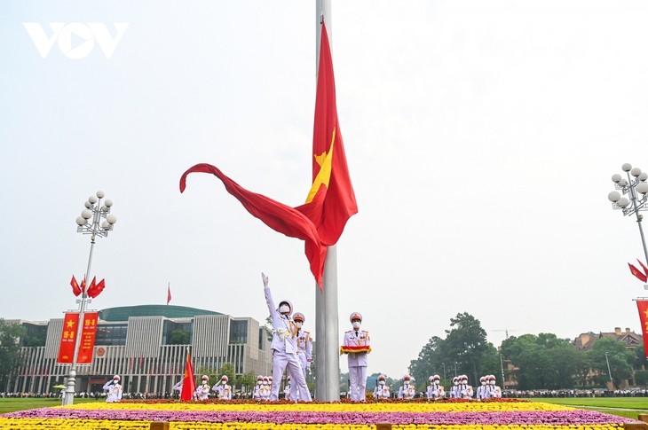 ថ្នាក់ដឹកនាំប្រទេសនានាអបអរសាទរទិវាបុណ្យជាតិវៀតណាម - ảnh 1