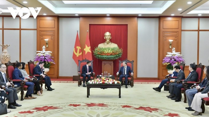 អគ្គលេខាបក្ស លោកតូ ឡឹមអញ្ជើញទទួលជួបជាមួយអគ្គនាយករបស់ Warburg Pincus - ảnh 2