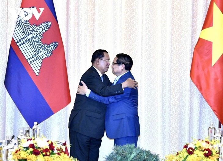 វៀតណាមចងចាំជានិច្ច និងវាយតម្លៃខ្ពស់ចំពោះការគាំទ្រដ៏ស្មោះស្ម័គ្ររបស់មិត្តភក្តិអន្តរជាតិ និងប្រទេសជិតខាង - ảnh 1