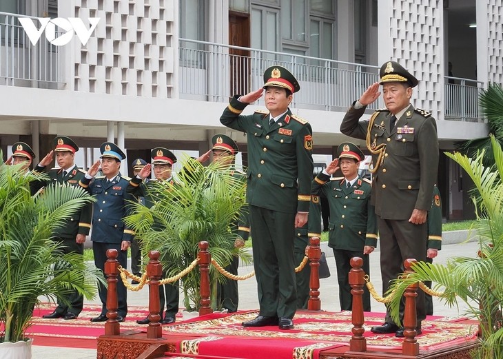 វៀតណាម-កម្ពុជា ពង្រឹងកិច្ចសហប្រតិបត្តិការលើវិស័យការពារជាតិ - ảnh 1