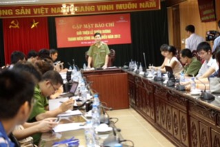 Họp báo Lễ Tuyên dương Thanh niên Công an tiêu biểu năm 2012 - ảnh 1