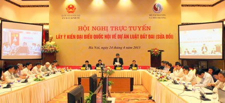 Quốc hội thảo luận về Dự thảo Luật đất đai sửa đổi - ảnh 1