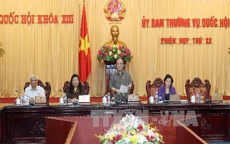 Khai mạc Phiên họp thứ 22, Ủy ban Thường vụ Quốc hội khóa XIII  - ảnh 1