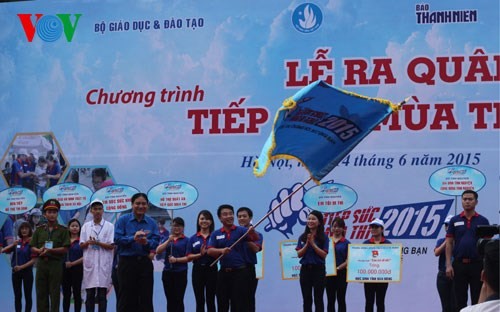 Lễ ra quân chương trình “Tiếp sức mùa thi” năm 2015 - ảnh 1